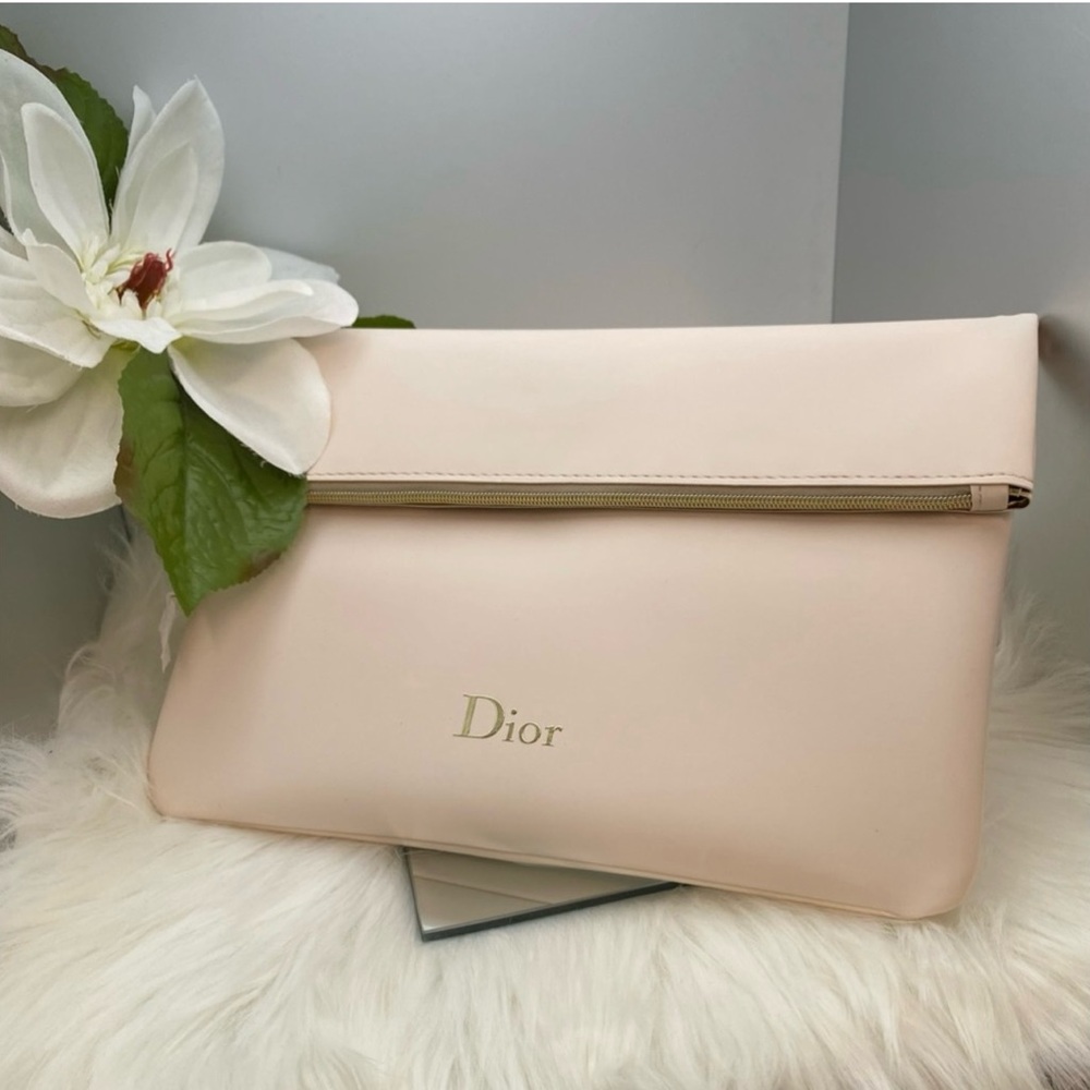 Dior with box giftable